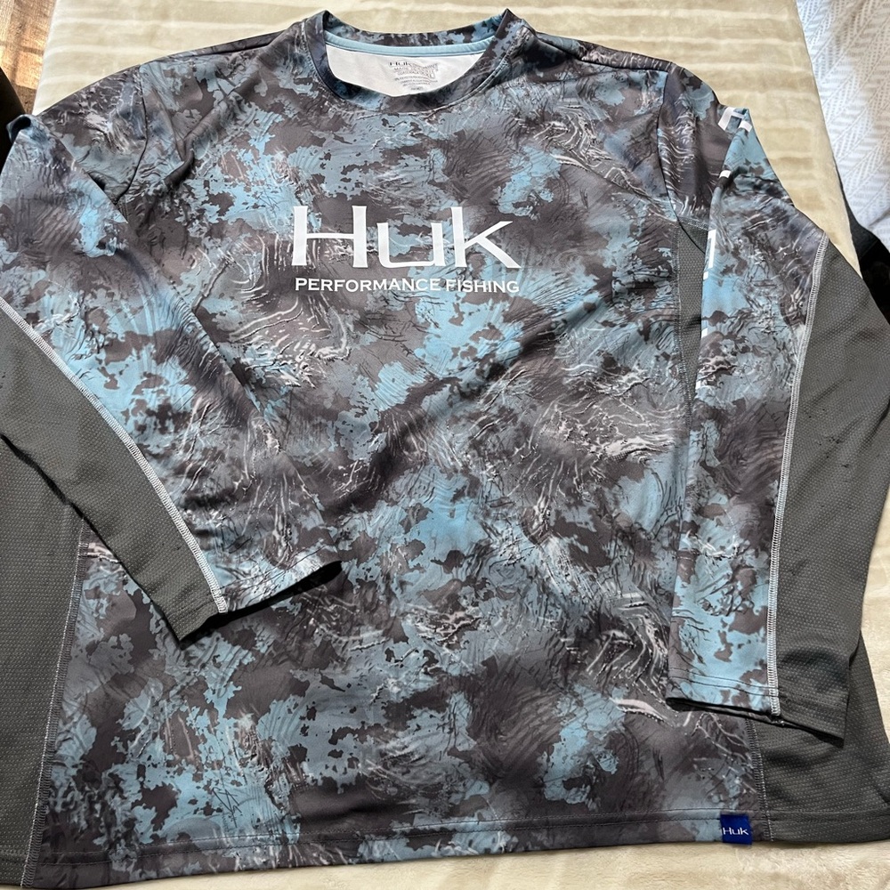 Huk Blue and Gray Camo Performance Shirt XXL